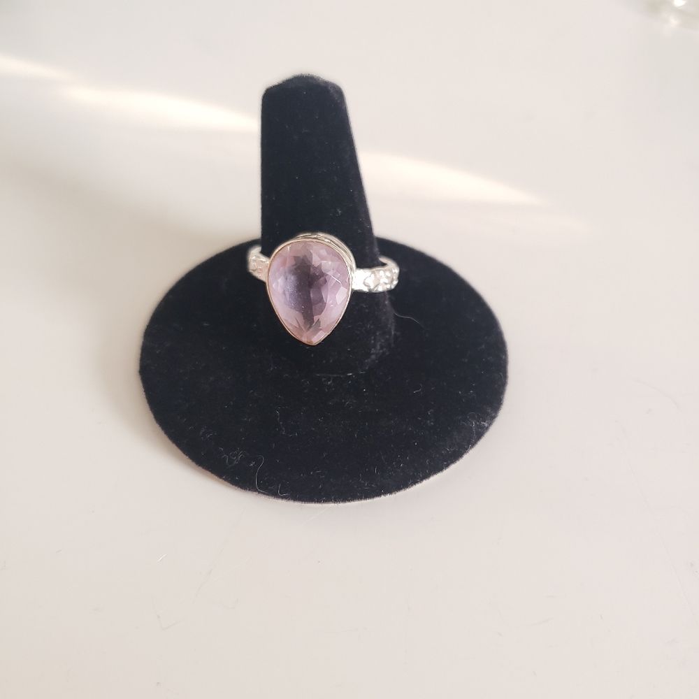 Ring - Picture 2 of 4